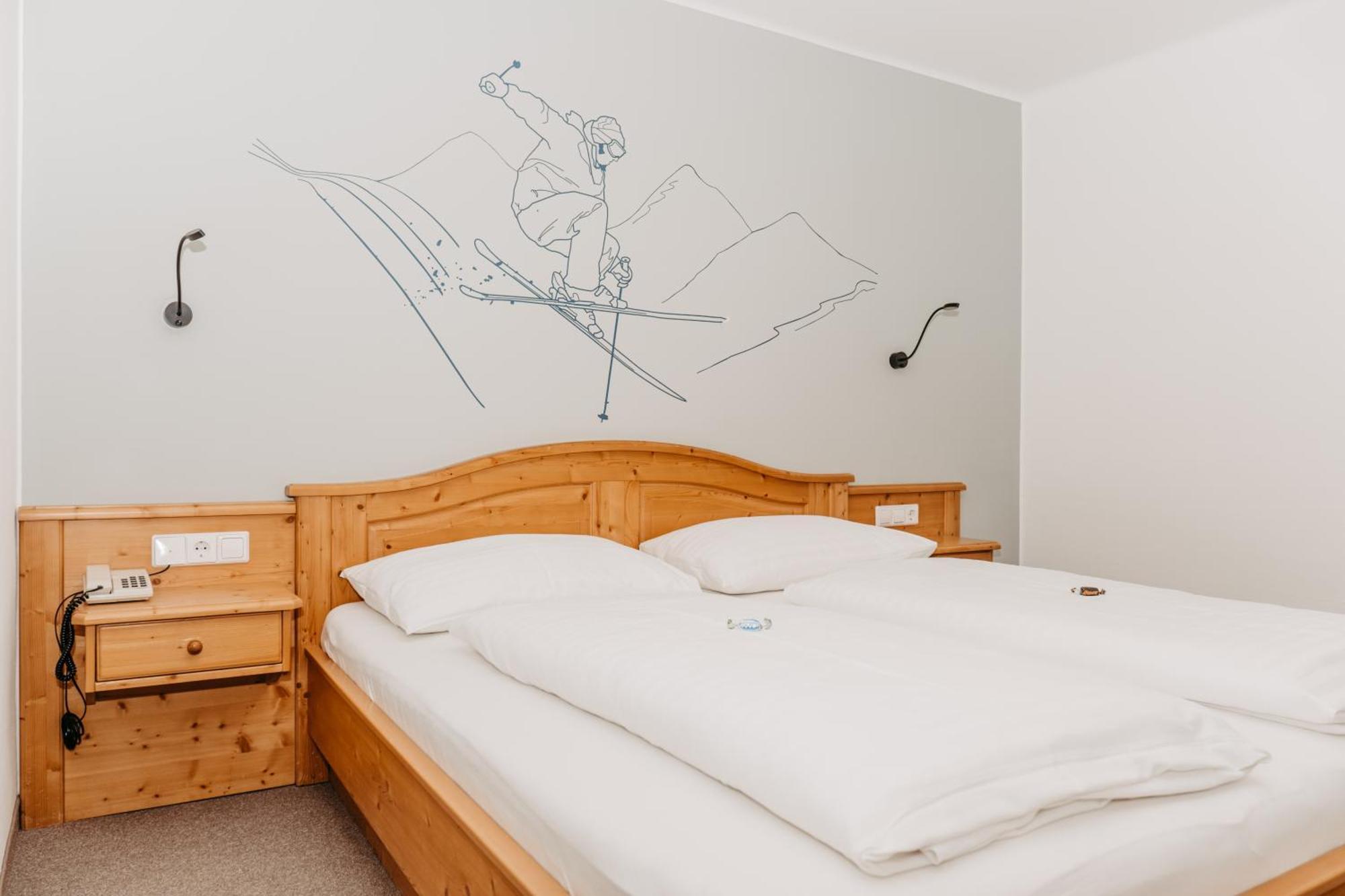 Hotel Gruenwaldkopf Obertauern Bagian luar foto
