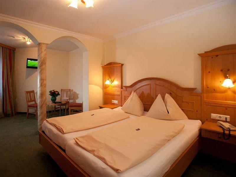 Hotel Gruenwaldkopf Obertauern Bagian luar foto